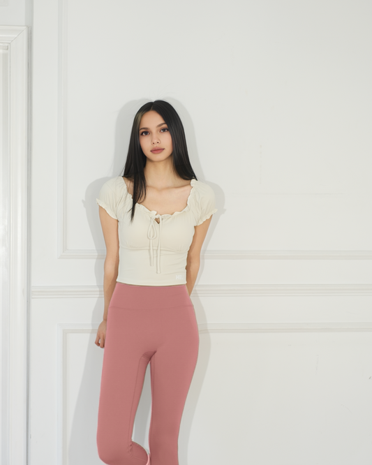 Breathable yoga pants for outdoor wear”